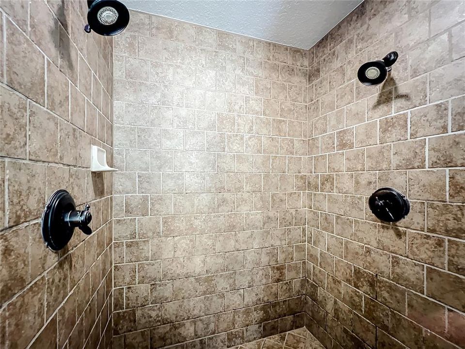 Two person shower