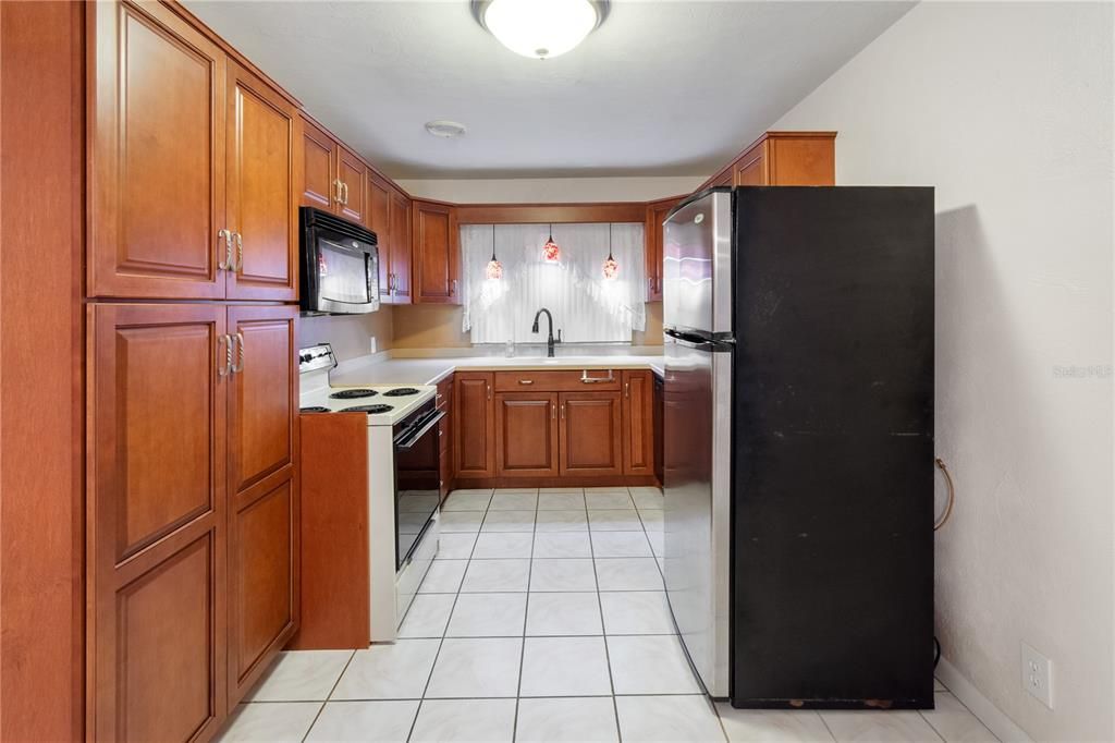 For Sale: $460,000 (3 beds, 2 baths, 1980 Square Feet)