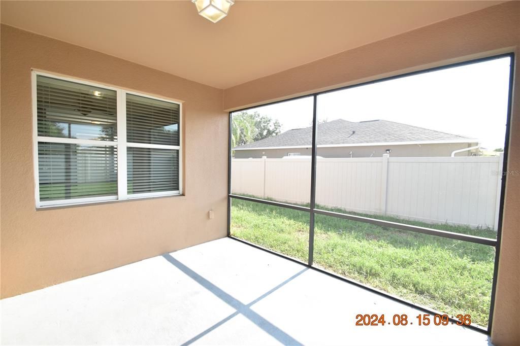 For Rent: $2,195 (4 beds, 2 baths, 1821 Square Feet)