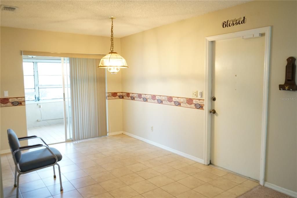 dining area has tile