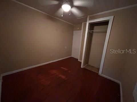 For Sale: $129,900 (2 beds, 1 baths, 872 Square Feet)