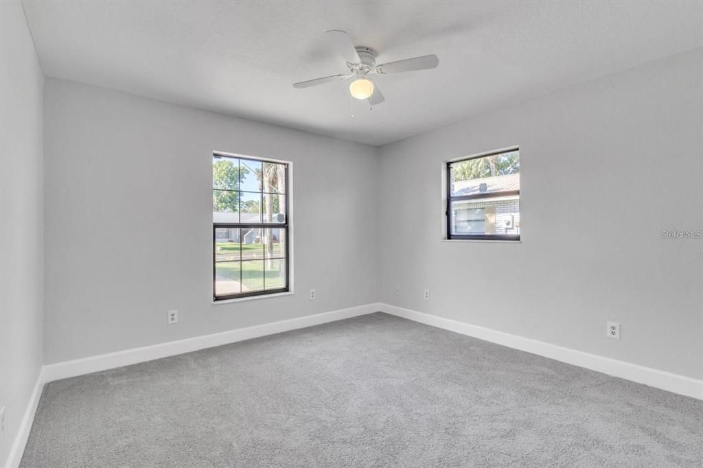 Active With Contract: $336,900 (3 beds, 2 baths, 1719 Square Feet)