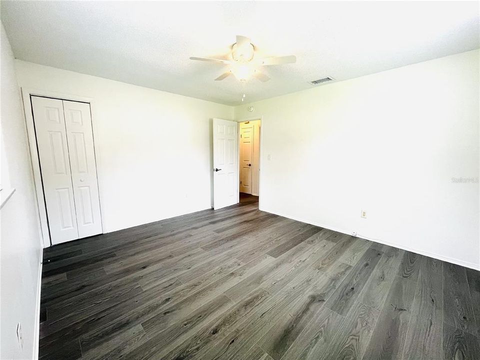 For Rent: $2,000 (3 beds, 1 baths, 1064 Square Feet)