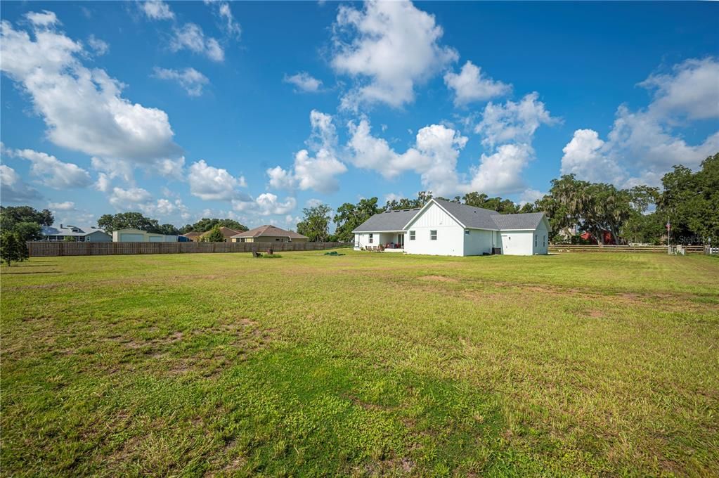 Active With Contract: $699,900 (4 beds, 3 baths, 2768 Square Feet)