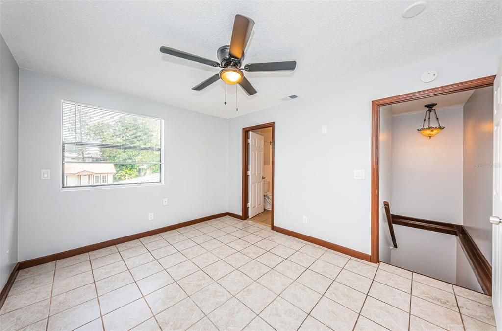 Active With Contract: $2,450 (3 beds, 2 baths, 1165 Square Feet)