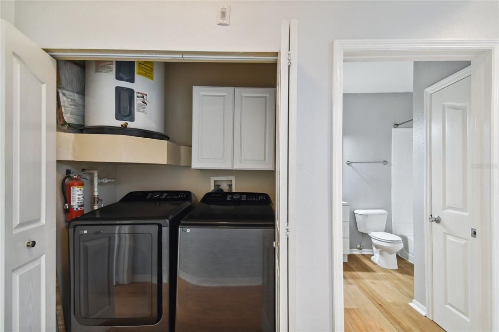 Active With Contract: $1,995 (1 beds, 1 baths, 654 Square Feet)