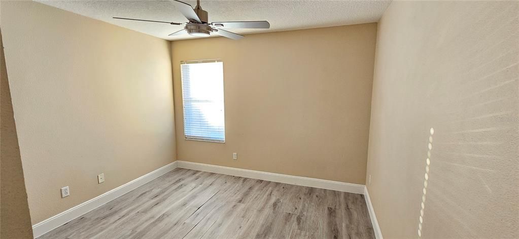 Active With Contract: $2,900 (5 beds, 3 baths, 2308 Square Feet)