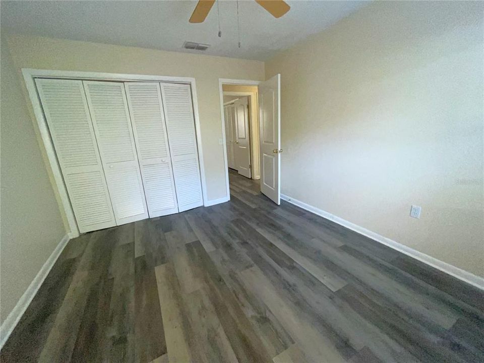 For Rent: $1,195 (2 beds, 1 baths, 898 Square Feet)