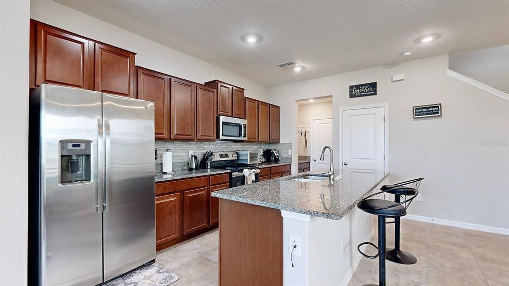 Active With Contract: $2,300 (3 beds, 2 baths, 1807 Square Feet)