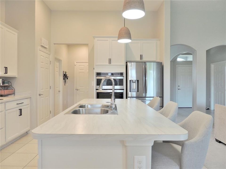 Gourmet Kitchen With Breakfast Bar