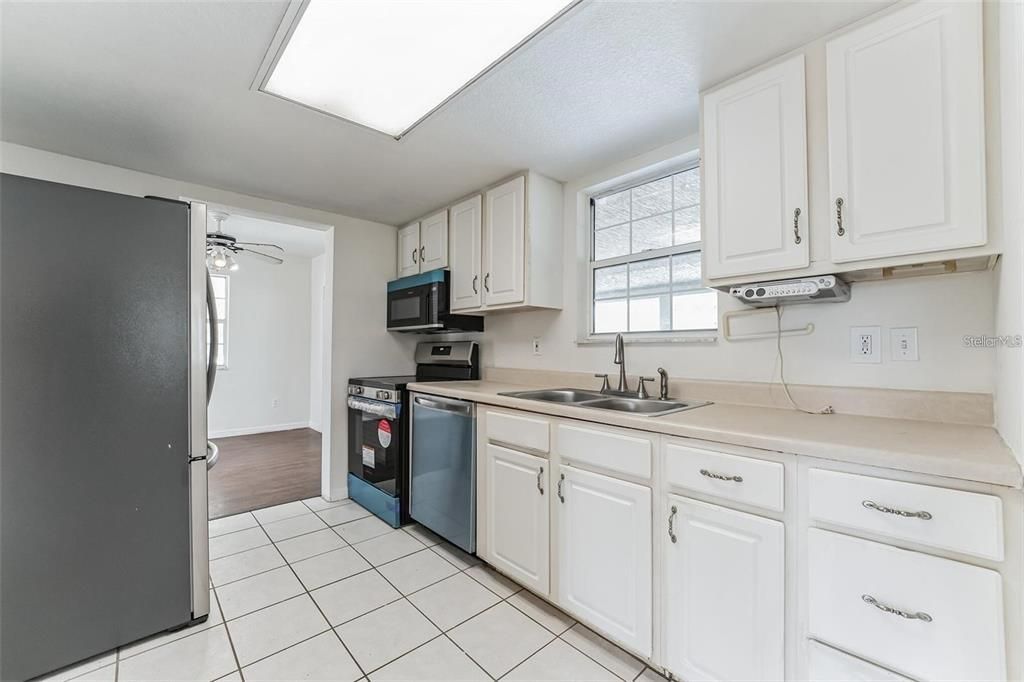 For Sale: $329,988 (4 beds, 2 baths, 2022 Square Feet)