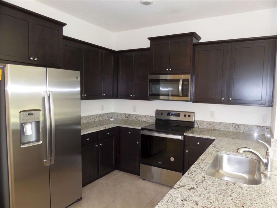 For Sale: $304,900 (3 beds, 2 baths, 1504 Square Feet)