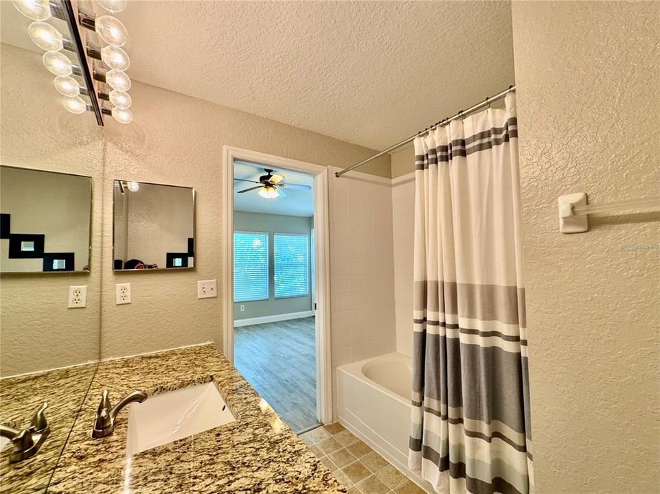 For Rent: $1,549 (2 beds, 2 baths, 1078 Square Feet)