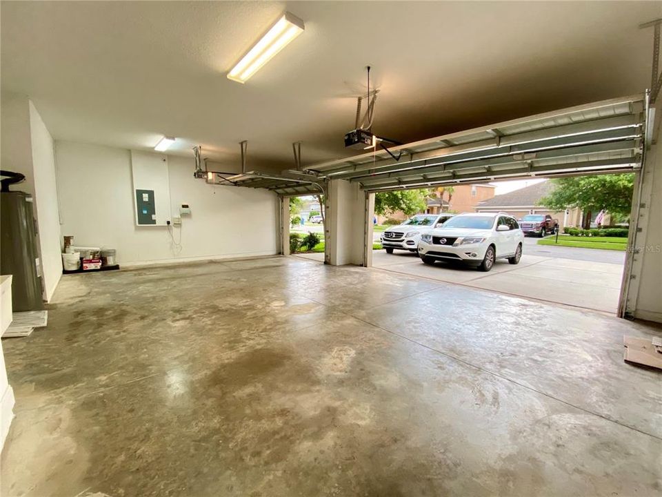 3 car garage