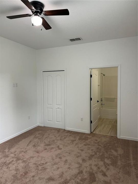 For Rent: $2,900 (4 beds, 3 baths, 2049 Square Feet)