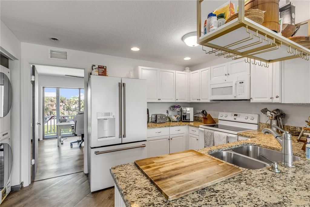 На продажу: $1,750,000 (0 спален, 0 ванн, 3888 Квадратных фут)