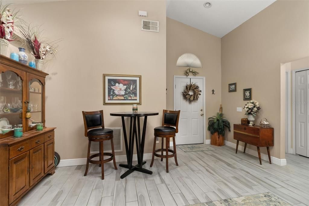 Active With Contract: $2,300 (3 beds, 2 baths, 1484 Square Feet)