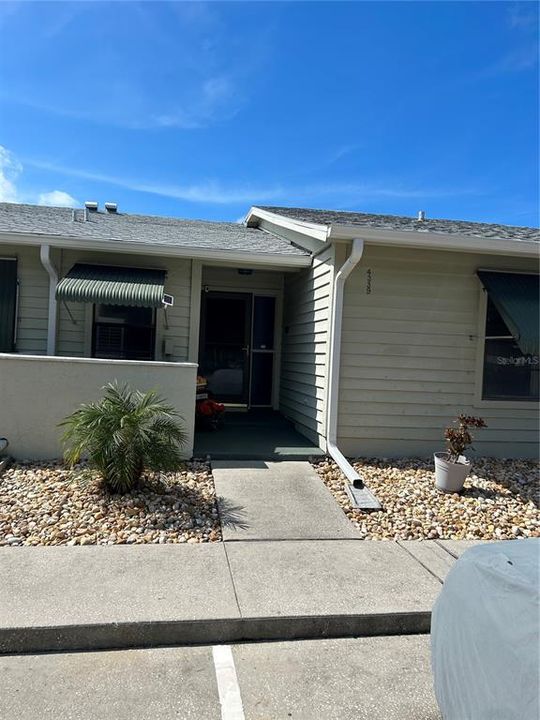 For Sale: $199,900 (3 beds, 2 baths, 1392 Square Feet)