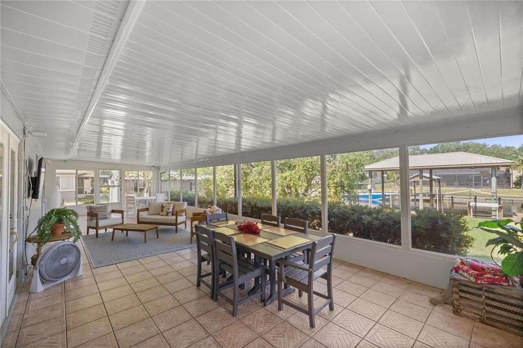 出租: $4,000 (3 贝兹, 2 浴室, 1552 平方英尺)