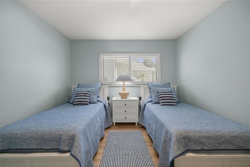 出租: $4,000 (3 贝兹, 2 浴室, 1552 平方英尺)