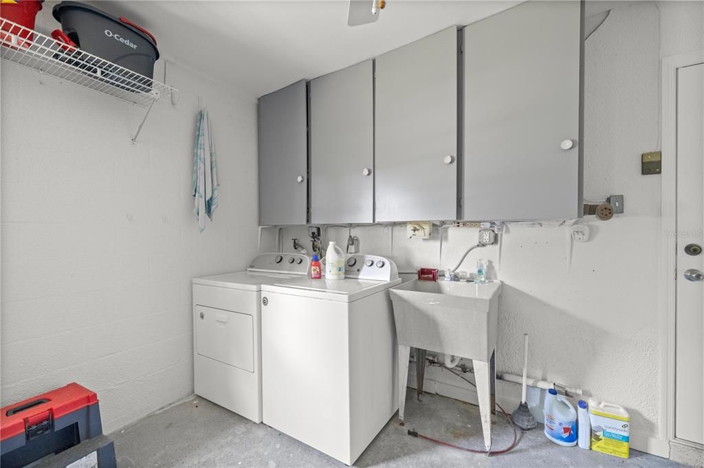 出租: $4,000 (3 贝兹, 2 浴室, 1552 平方英尺)