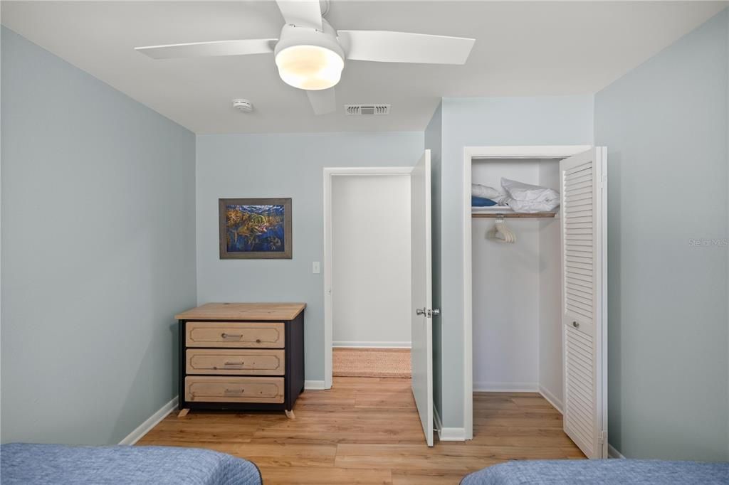 出租: $4,000 (3 贝兹, 2 浴室, 1552 平方英尺)