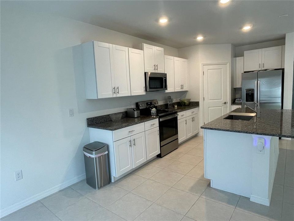 Active With Contract: $2,400 (4 beds, 2 baths, 0 Square Feet)