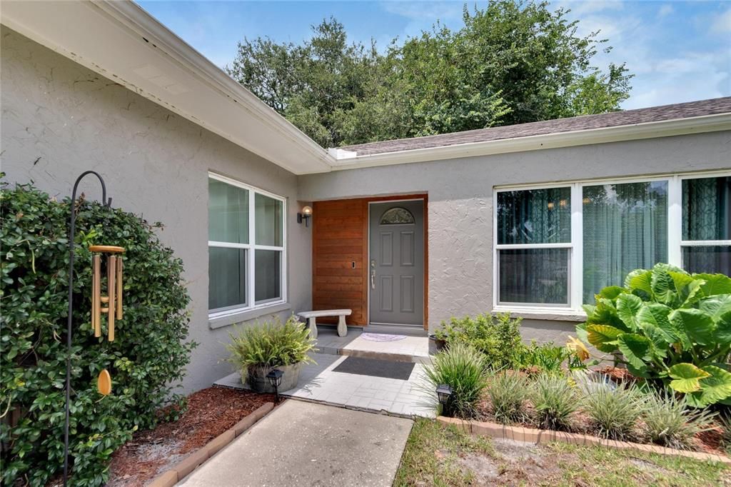 Active With Contract: $429,000 (3 beds, 2 baths, 2078 Square Feet)