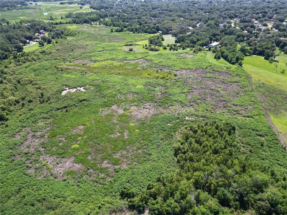 На продажу: $1,600,000 (29.43 acres)