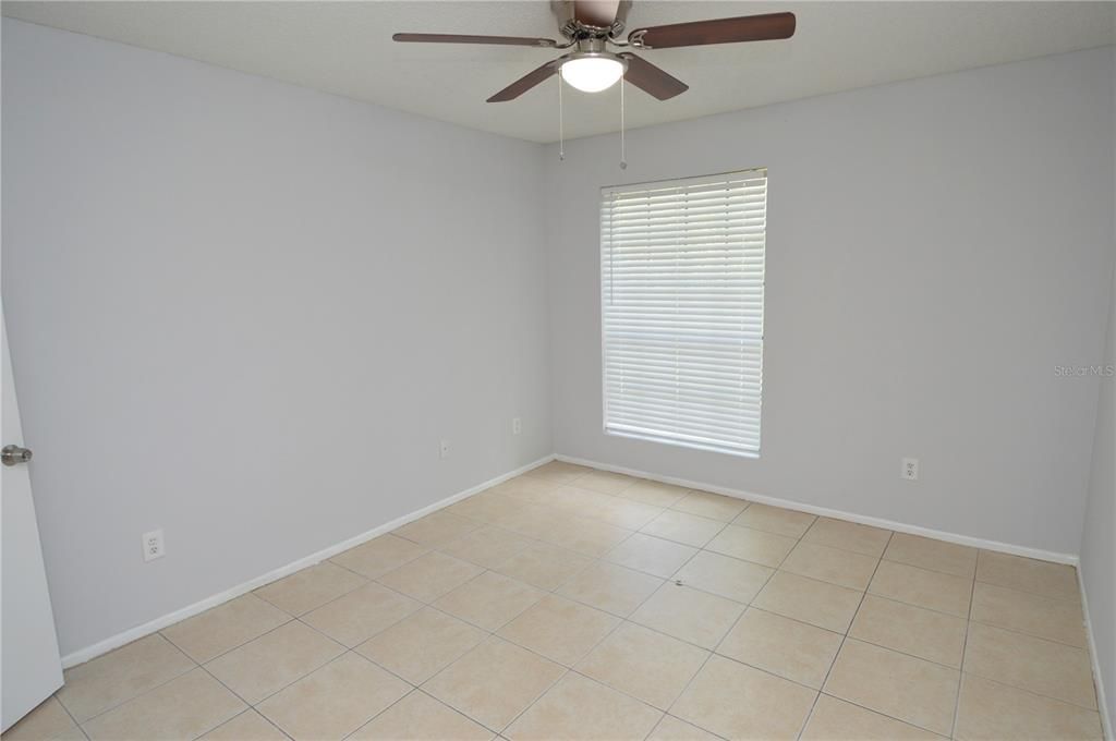 Active With Contract: $1,700 (2 beds, 2 baths, 1007 Square Feet)