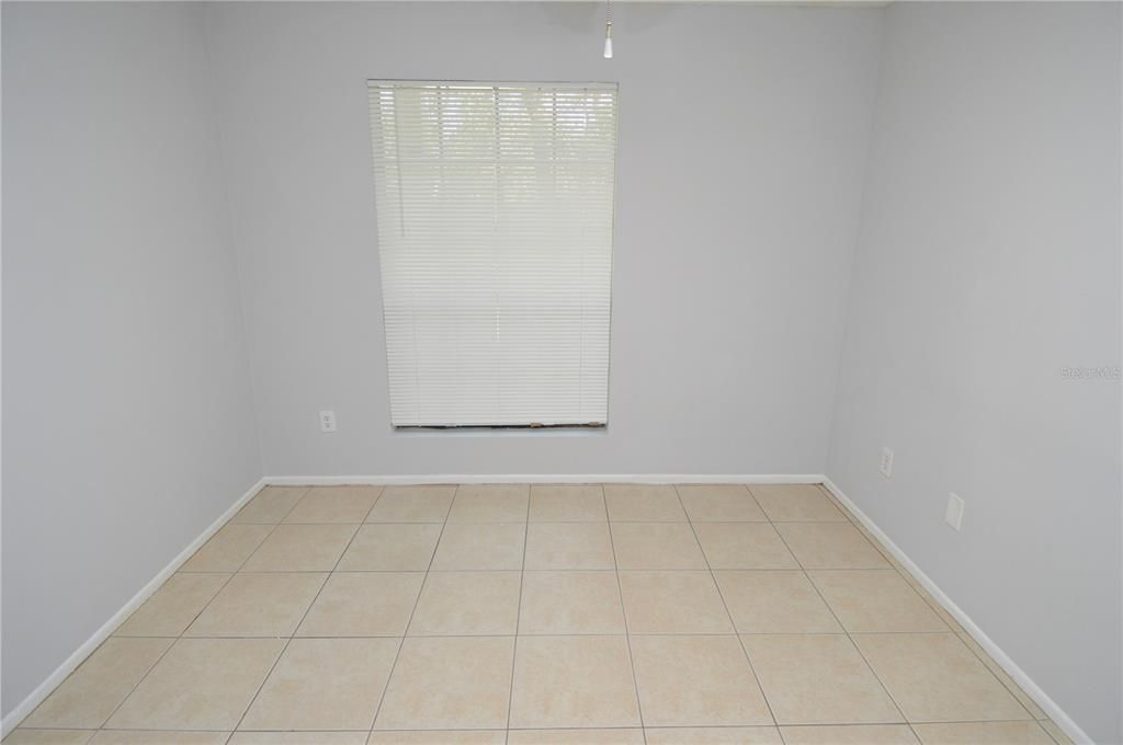 Active With Contract: $1,700 (2 beds, 2 baths, 1007 Square Feet)