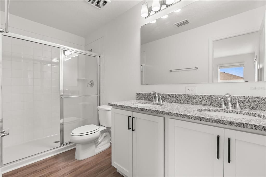 待售: $268,814 (3 贝兹, 2 浴室, 1685 平方英尺)