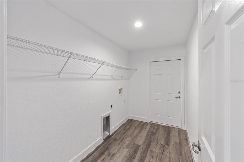 Large Laundry Room