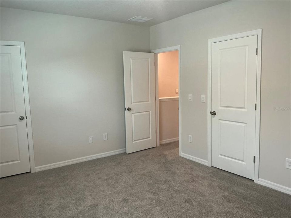 For Rent: $3,100 (3 beds, 2 baths, 1673 Square Feet)