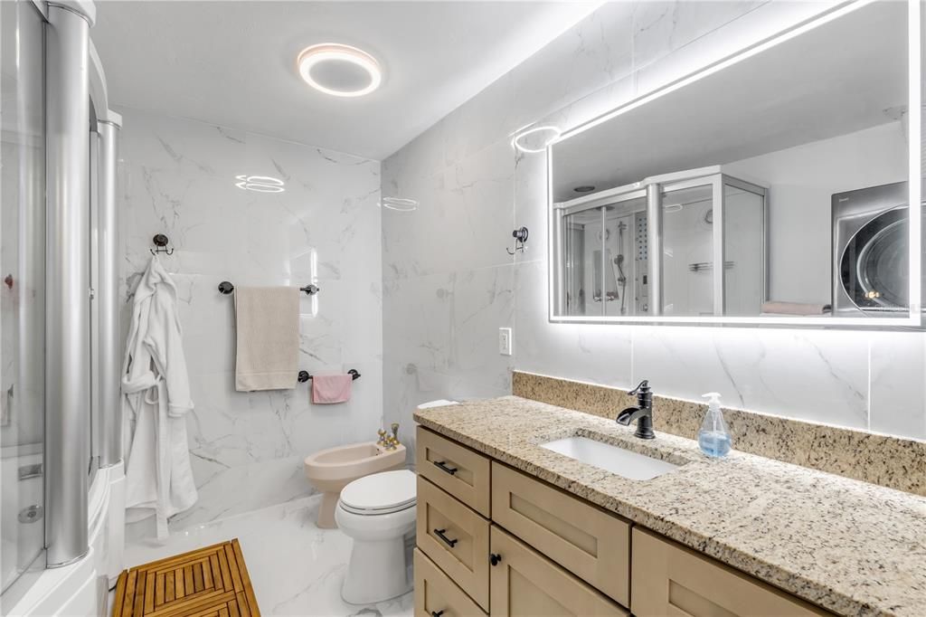 En Venta: $1,750,000 (5 camas, 3 baños, 3888 Pies cuadrados)