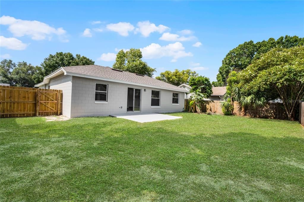 For Sale: $309,900 (3 beds, 2 baths, 1168 Square Feet)