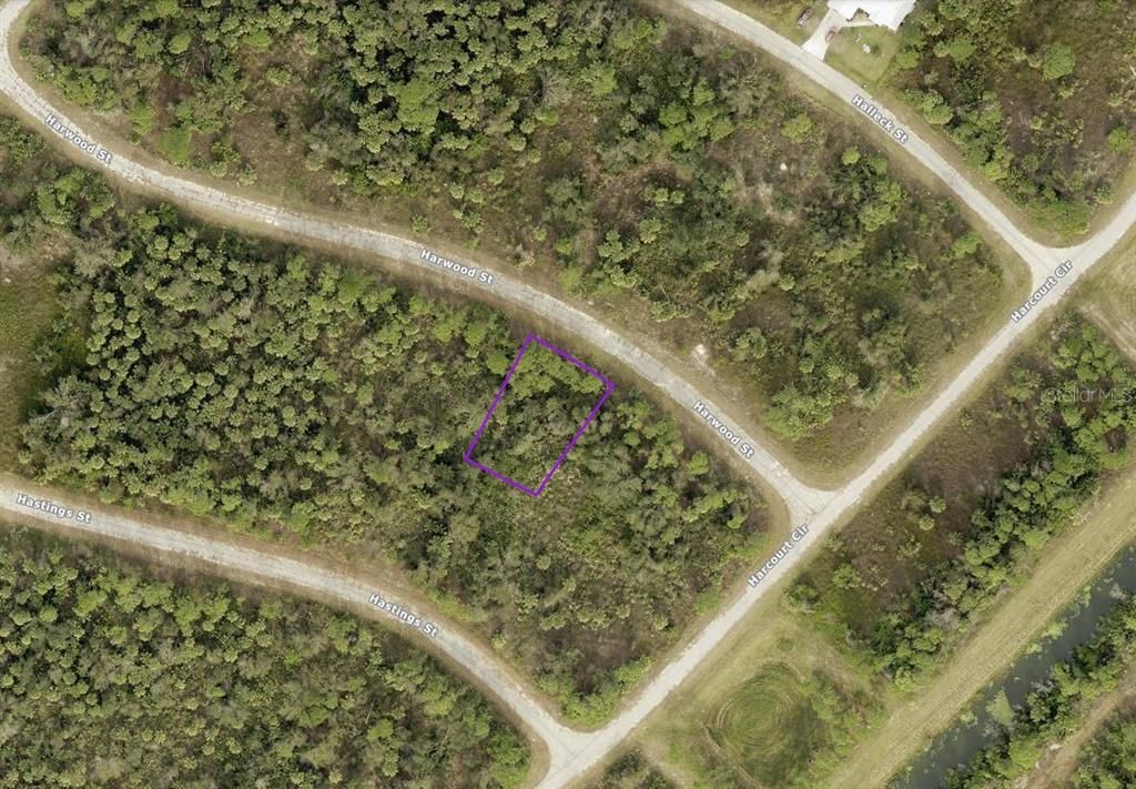 На продажу: $11,500 (0.23 acres)