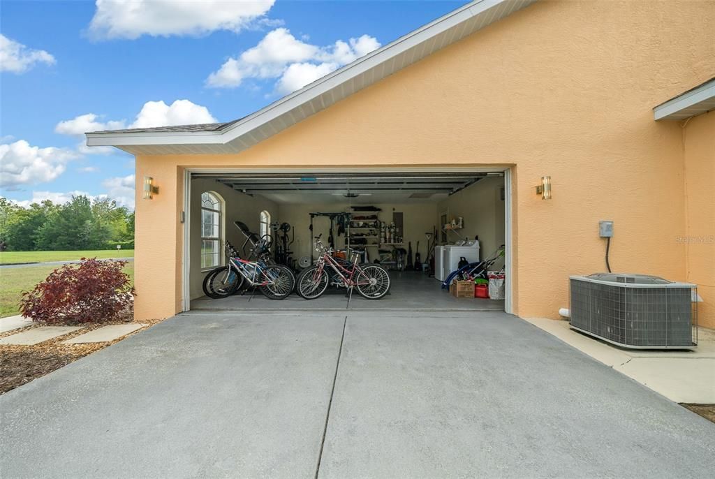 For Sale: $493,000 (4 beds, 2 baths, 2529 Square Feet)