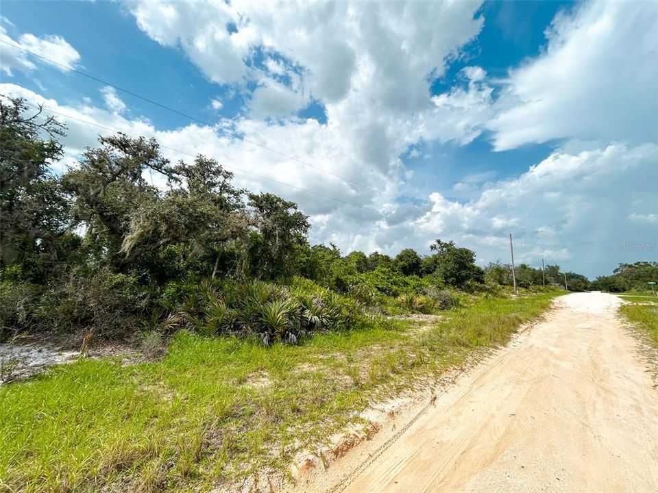 En Venta: $21,599 (0.37 acres)