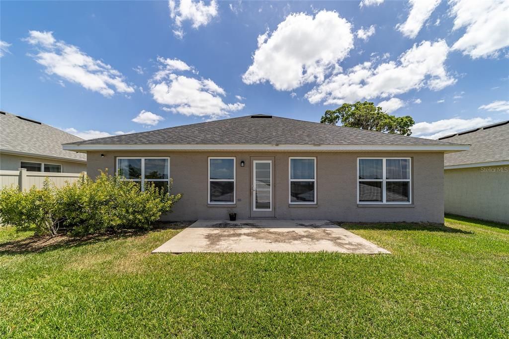 Active With Contract: $269,900 (3 beds, 2 baths, 1492 Square Feet)