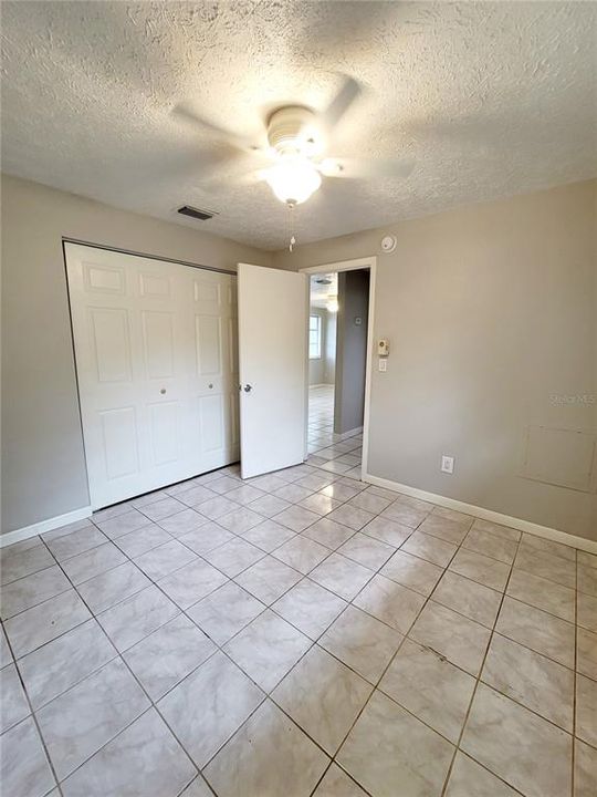 For Sale: $194,900 (2 beds, 1 baths, 780 Square Feet)