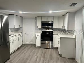 For Rent: $1,600 (2 beds, 2 baths, 770 Square Feet)