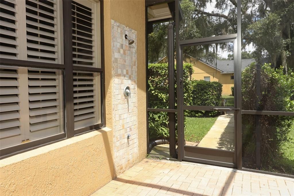 En Venta: $1,199,999 (5 camas, 3 baños, 3330 Pies cuadrados)