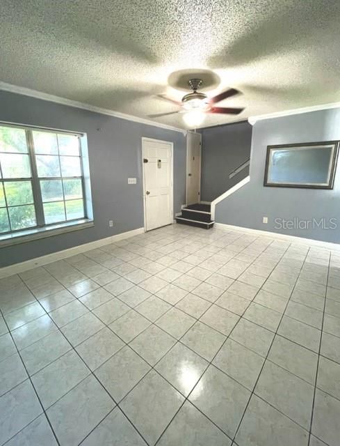 For Sale: $247,000 (2 beds, 1 baths, 1048 Square Feet)