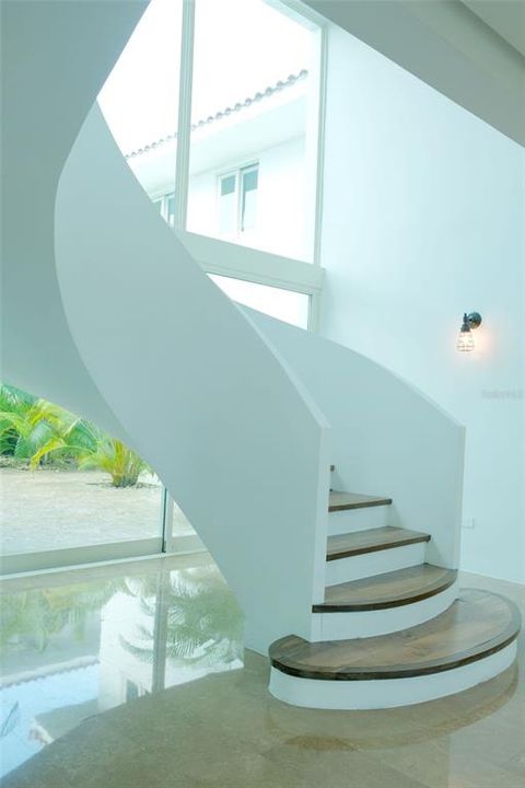 待售: $9,995,000 (6 贝兹, 7 浴室, 8704 平方英尺)