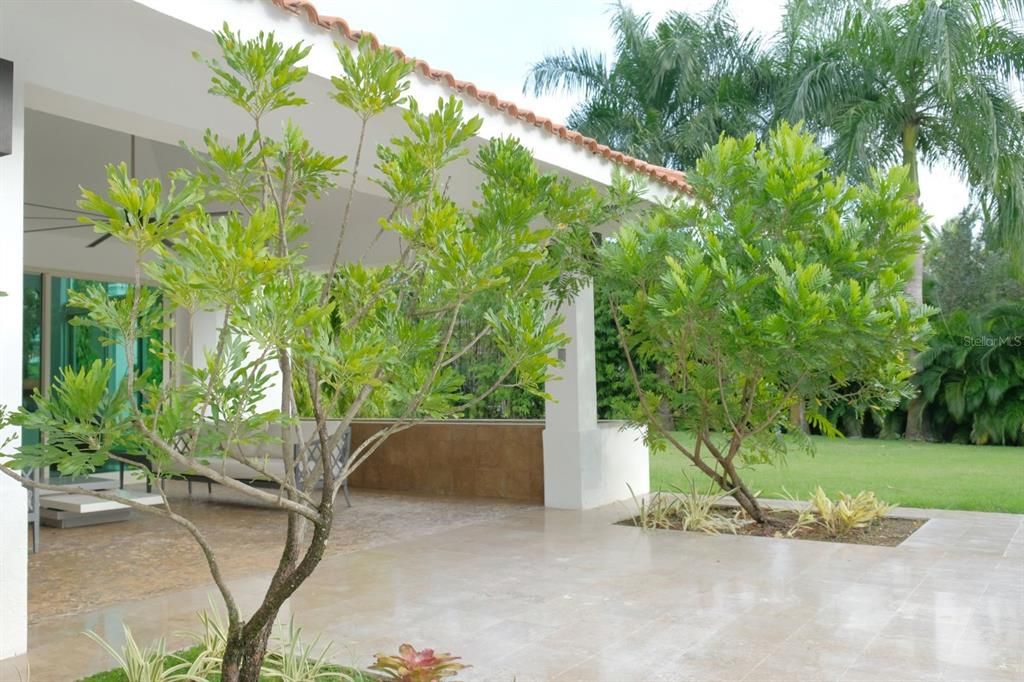 待售: $9,995,000 (6 贝兹, 7 浴室, 8704 平方英尺)