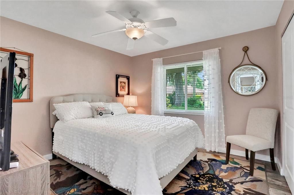 Active With Contract: $409,900 (3 beds, 2 baths, 1680 Square Feet)