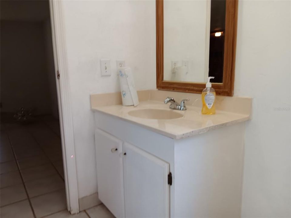 For Sale: $245,000 (3 beds, 2 baths, 1456 Square Feet)