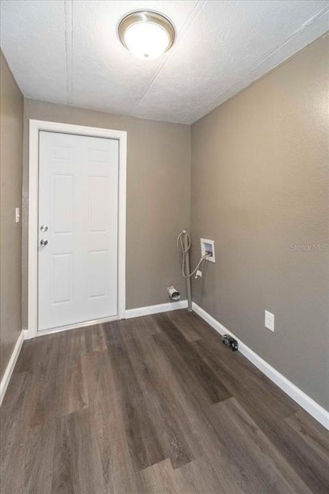 Active With Contract: $228,900 (4 beds, 2 baths, 1440 Square Feet)