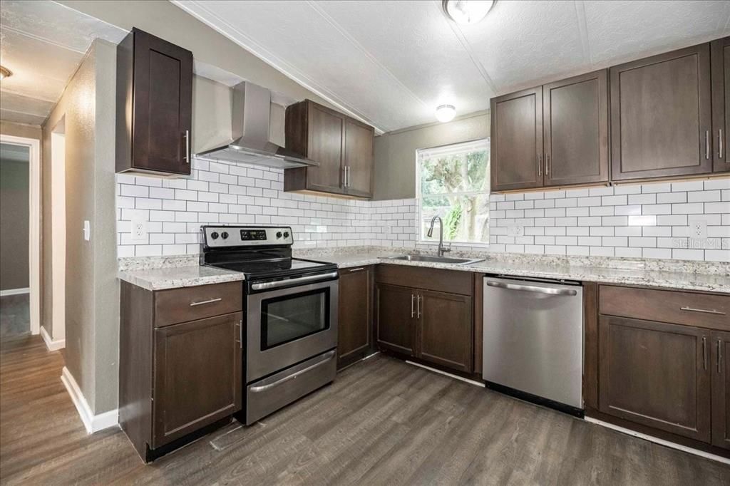 Active With Contract: $228,900 (4 beds, 2 baths, 1440 Square Feet)